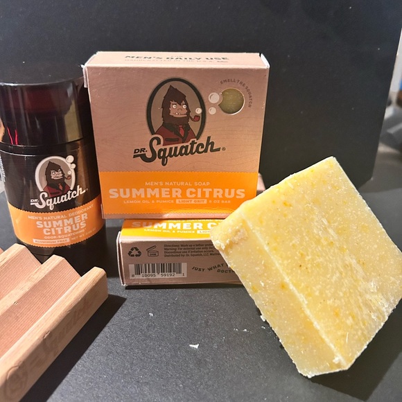 Dr.Squatch Bay Rum Bar Soap 5 oz each - Picture 3 of 13